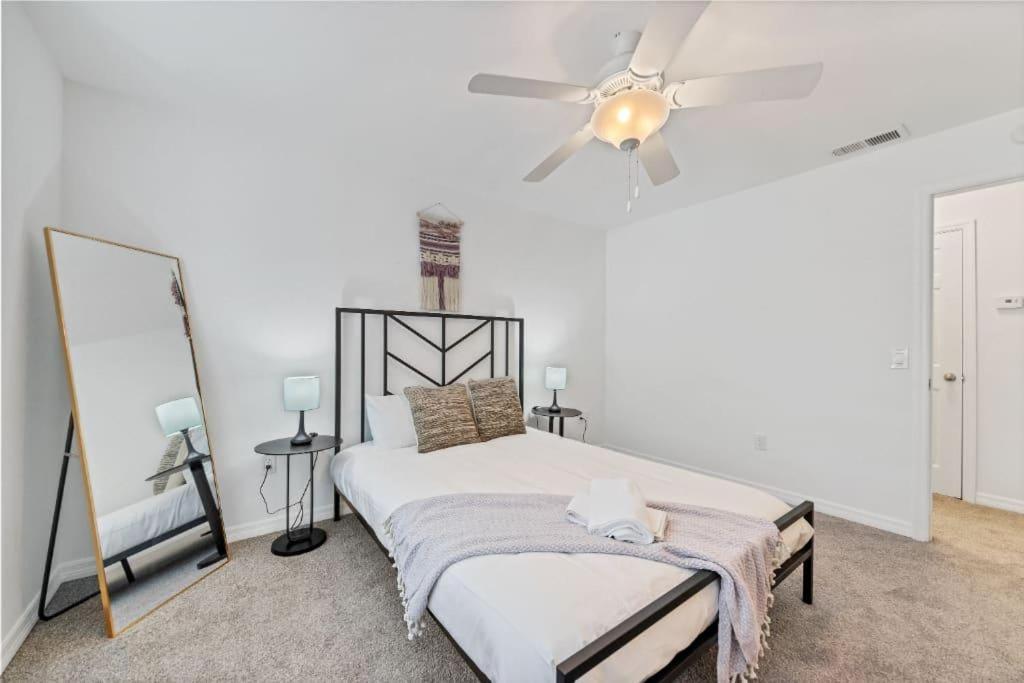 Scenic And Vibrant 1Br With Balcony Gym Pool Daire Bradenton Dış mekan fotoğraf
